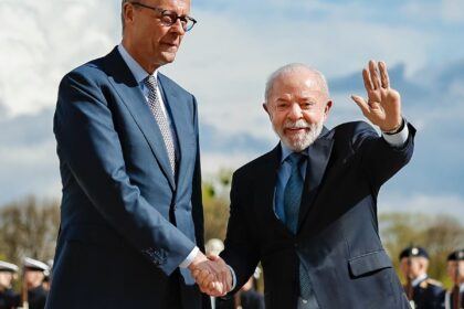 lula-chega-a-alemanha-para-assinar-parcerias-comerciais-e-de-inovacao
