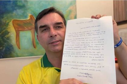 moraes-pede-investigacao-contra-flavio-por-propaganda-antecipada-e-proibe-visitas-a-jair-bolsonaro